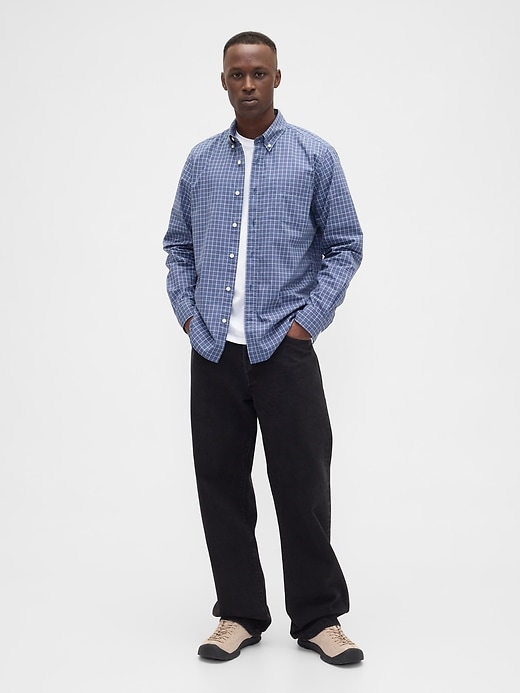 Image number 3 showing, Stretch Poplin Shirt in Standard Fit