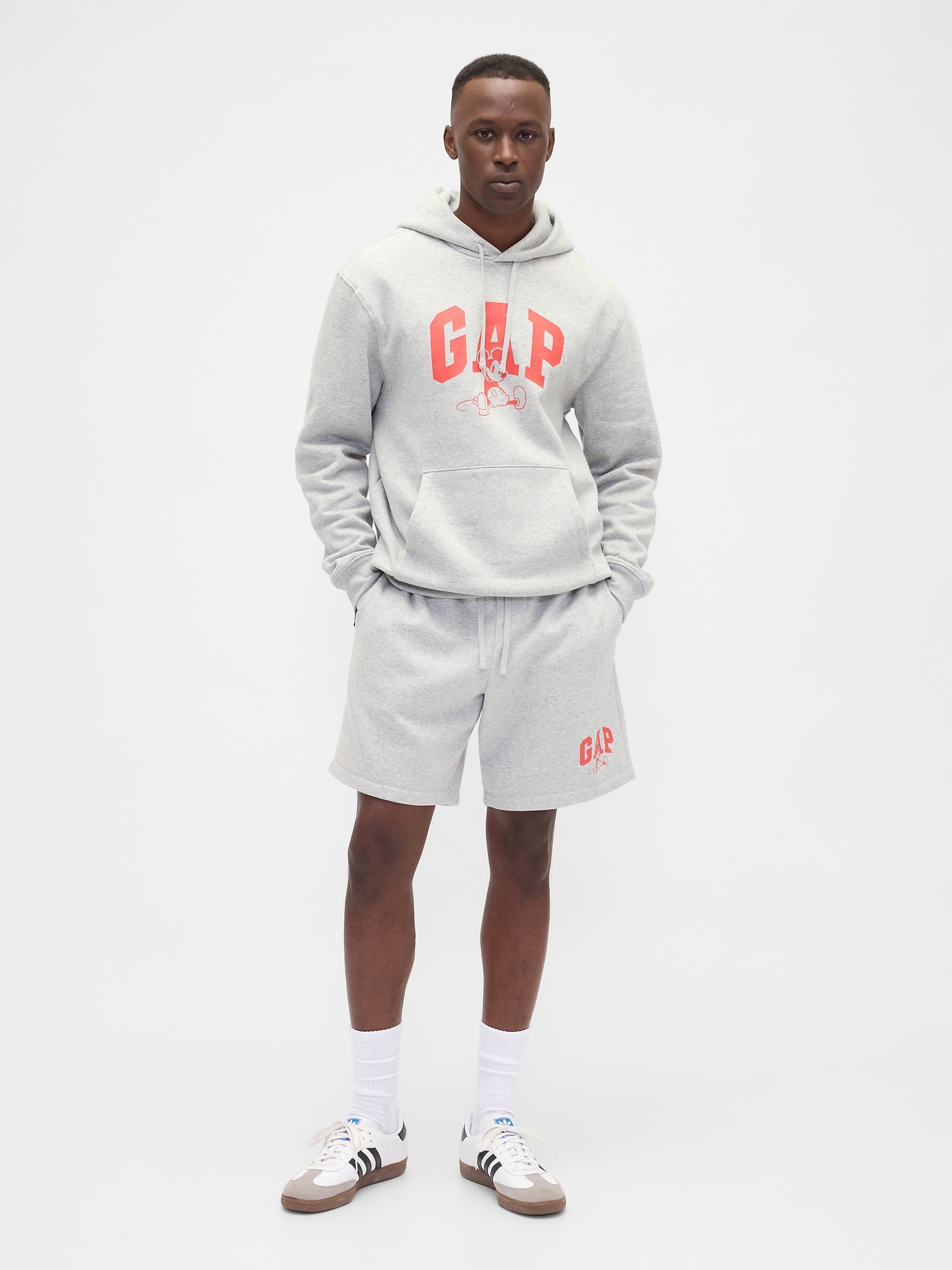 Gap × Disney Logo Shorts - Gray