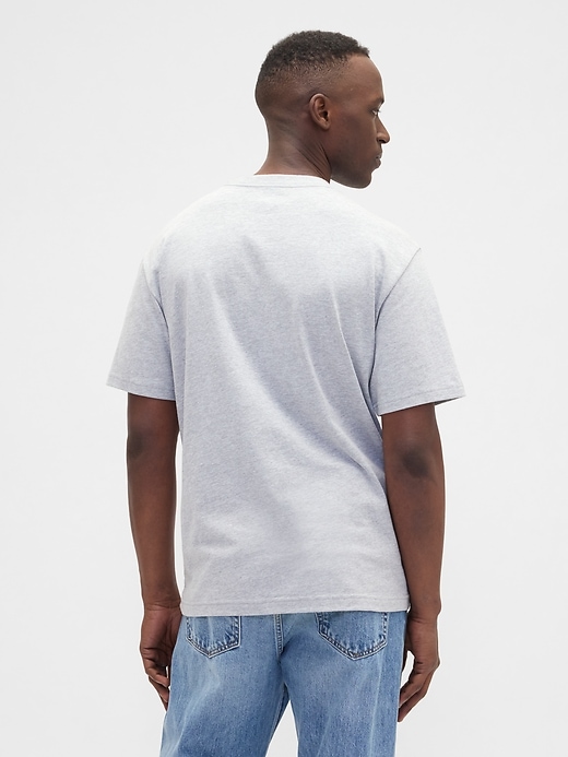Image number 2 showing, Peanuts Boxy Logo T-Shirt