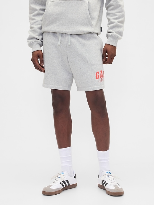 Image number 3 showing, Gap &#215 Disney Logo Shorts