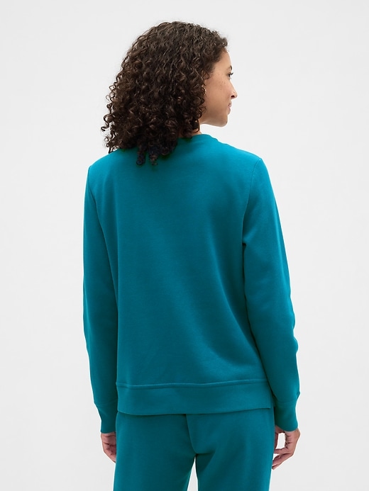 Image number 2 showing, Relaxed Gap Logo Sweatshirt