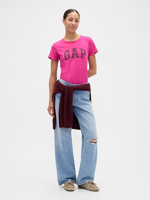 Image number 3 showing, Gap Logo T-Shirt