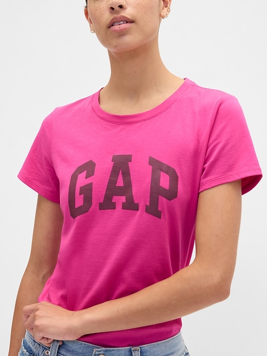 Image number 4 showing, Gap Logo T-Shirt