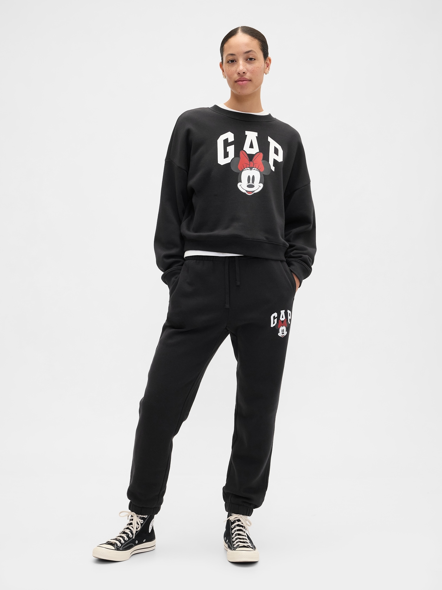Gap × Disney Minnie Mouse Logo Joggers - Disney Family Black