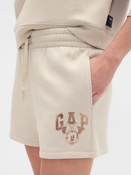 Image number 4 showing, Gap &#215 Disney Minnie Mouse Logo Shorts