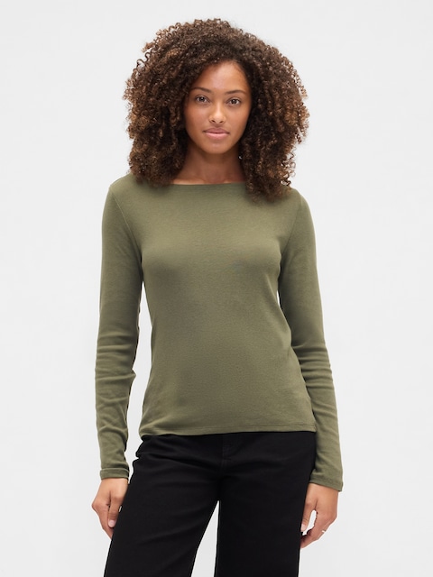 Modern Ribbed Boatneck T-Shirt