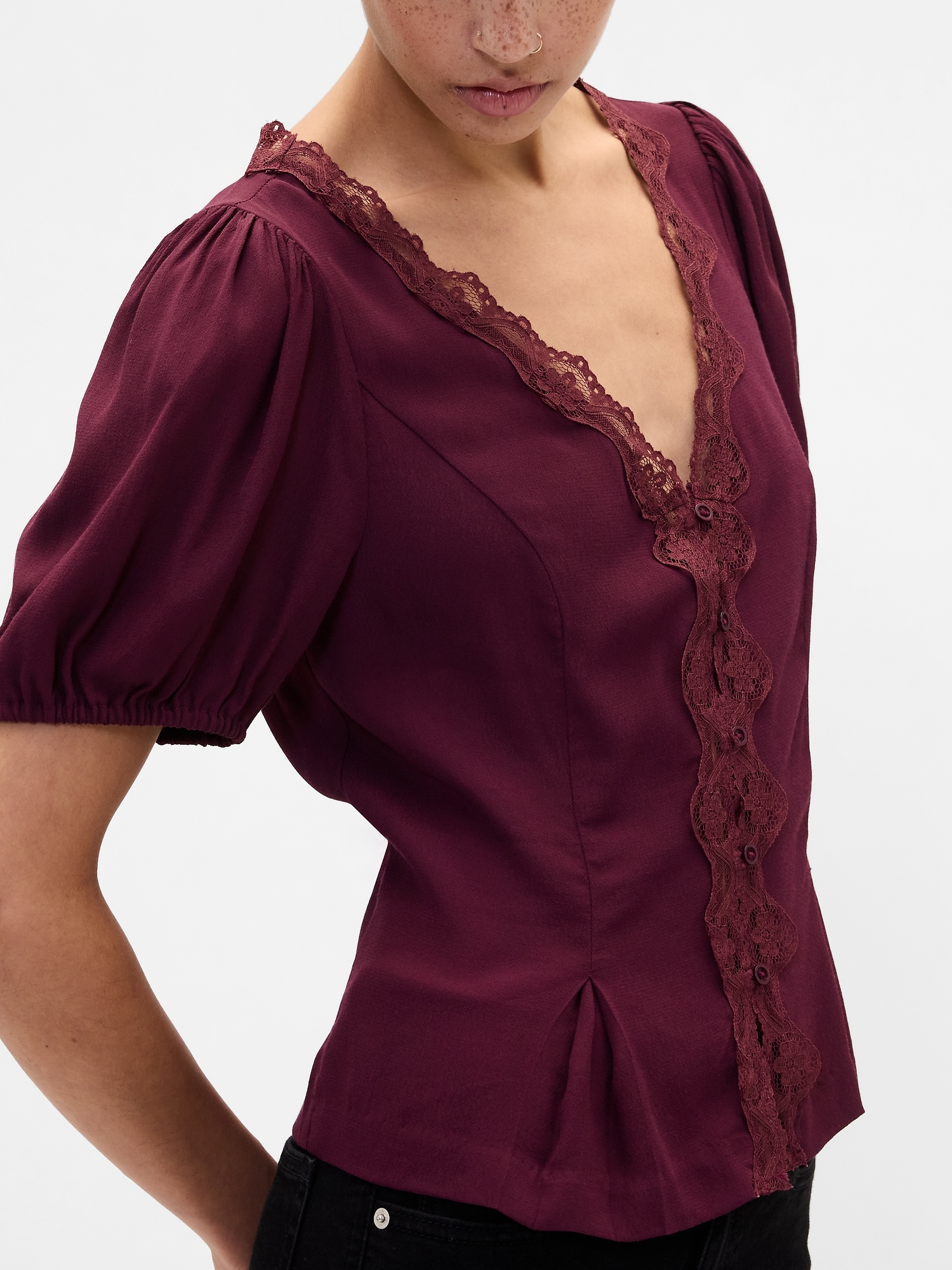 Gap Factory Crepe V-neck Top In Burgundy