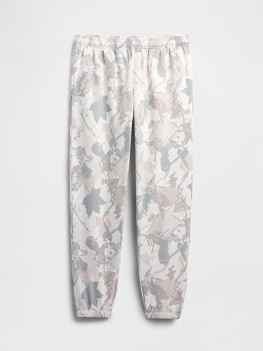 Image number 4 showing, Relaxed Gap Logo Camo Joggers