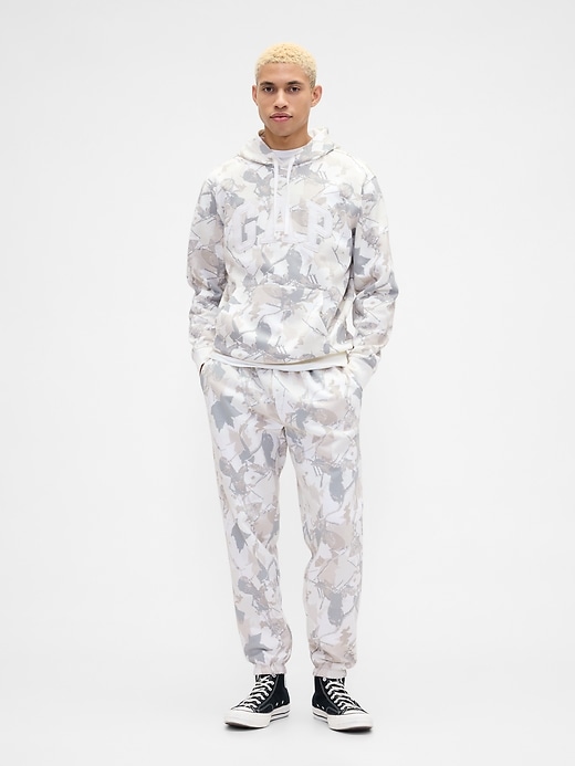 Image number 3 showing, Relaxed Gap Logo Camo Hoodie