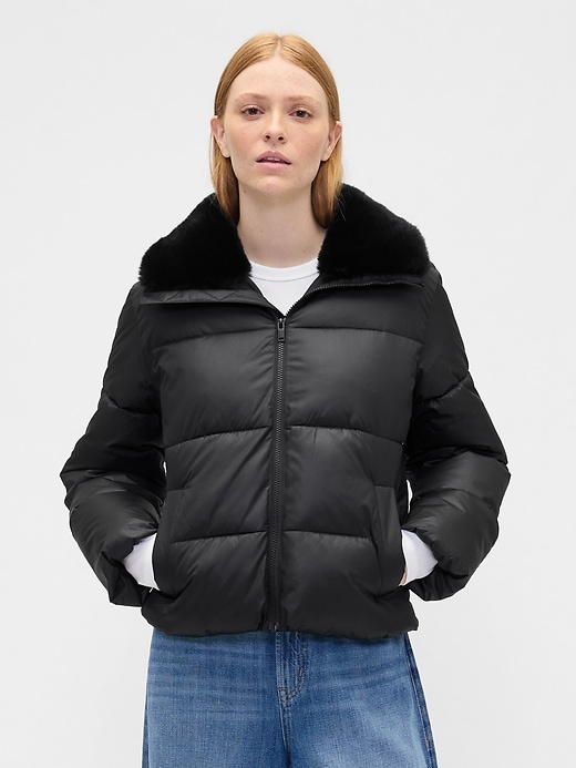 Image number 1 showing, 100% Recycled Relaxed Short Puffer Jacket