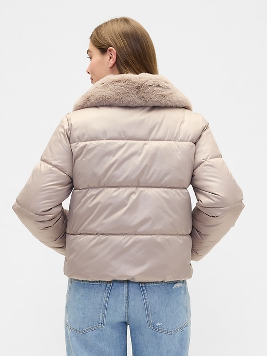 Image number 2 showing, 100% Recycled Relaxed Short Puffer Jacket