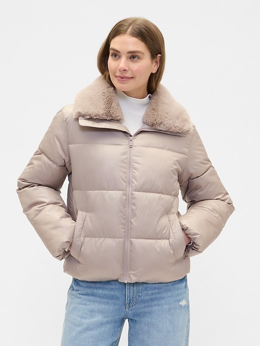Image number 1 showing, 100% Recycled Relaxed Short Puffer Jacket