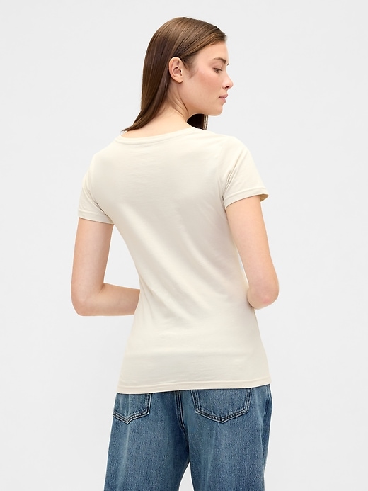 Image number 2 showing, Peanuts Gap Logo T-Shirt