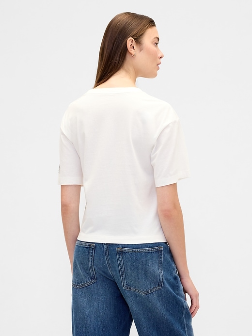 Image number 2 showing, Gap × Disney Boxy Graphic T-Shirt