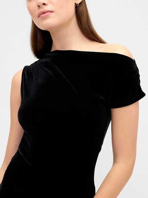 Image number 4 showing, Velour One-Shoulder Top