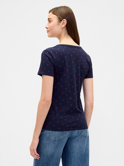 Image number 2 showing, Favorite Print V-Neck T-Shirt