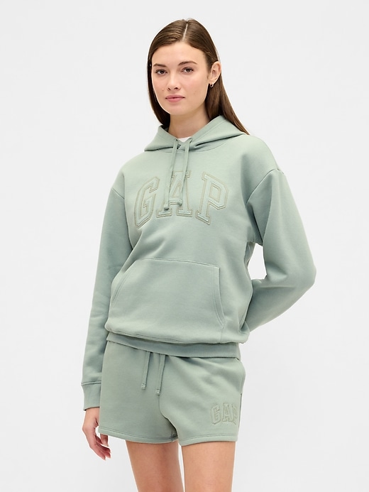 Image number 1 showing, Relaxed Gap Logo Hoodie