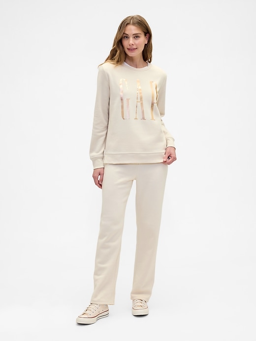 Image number 3 showing, Relaxed Gap Logo Sweatshirt