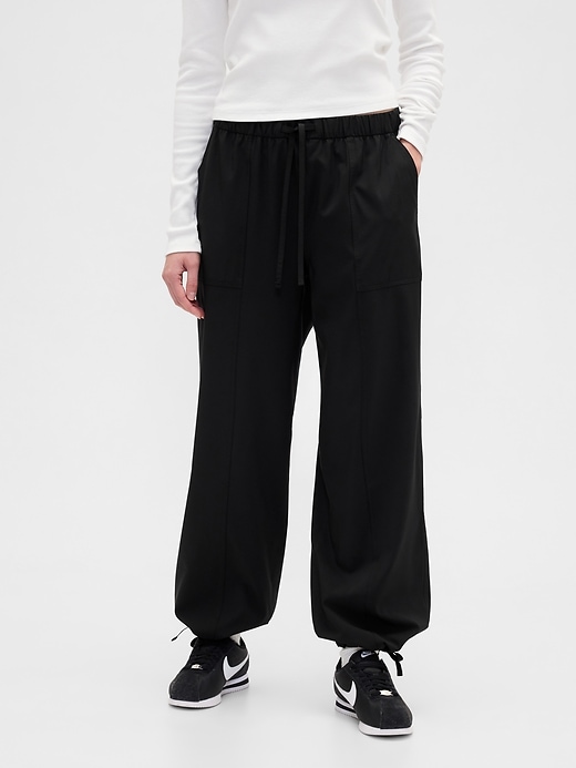 Image number 3 showing, GapFit High Rise Loose Runaround Pants