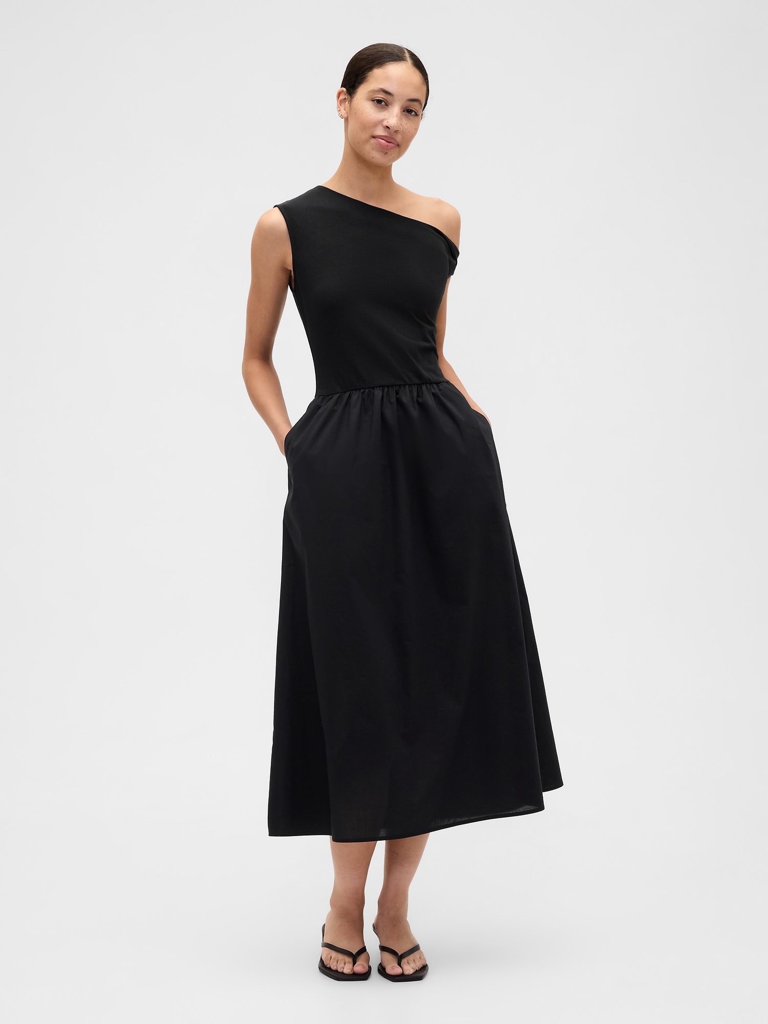 One-Shoulder Maxi Dress - Black