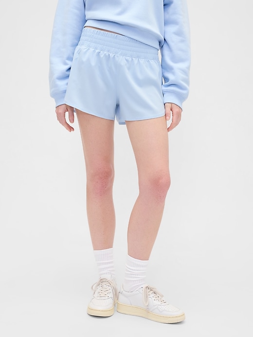 Image number 3 showing, GapFit 3" Mid Rise Runaround Shorts