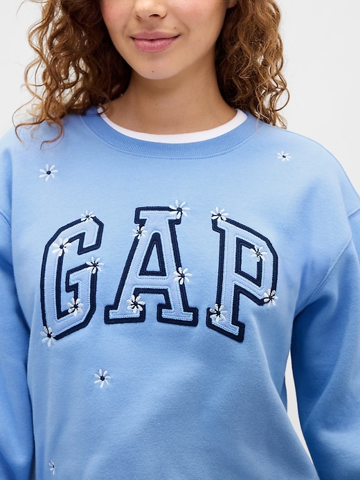 Image number 4 showing, Gap Logo Sweatshirt