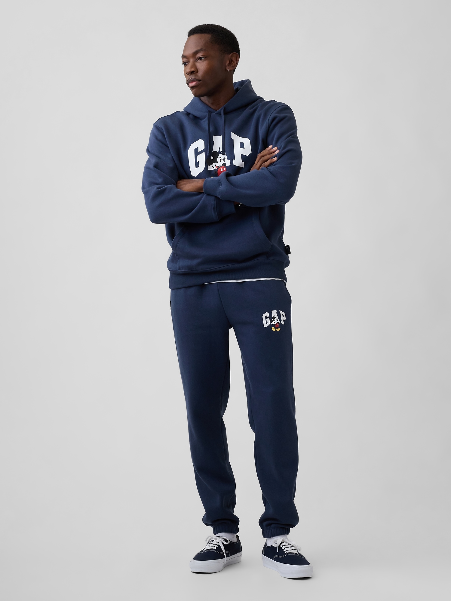 Gap × Disney Mickey Mouse Relaxed Logo Joggers - Disney Family Navy