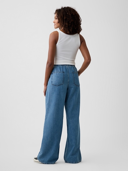 Image number 4 showing, Mid Rise Pull-On SuperLight Wide-Leg Jeans