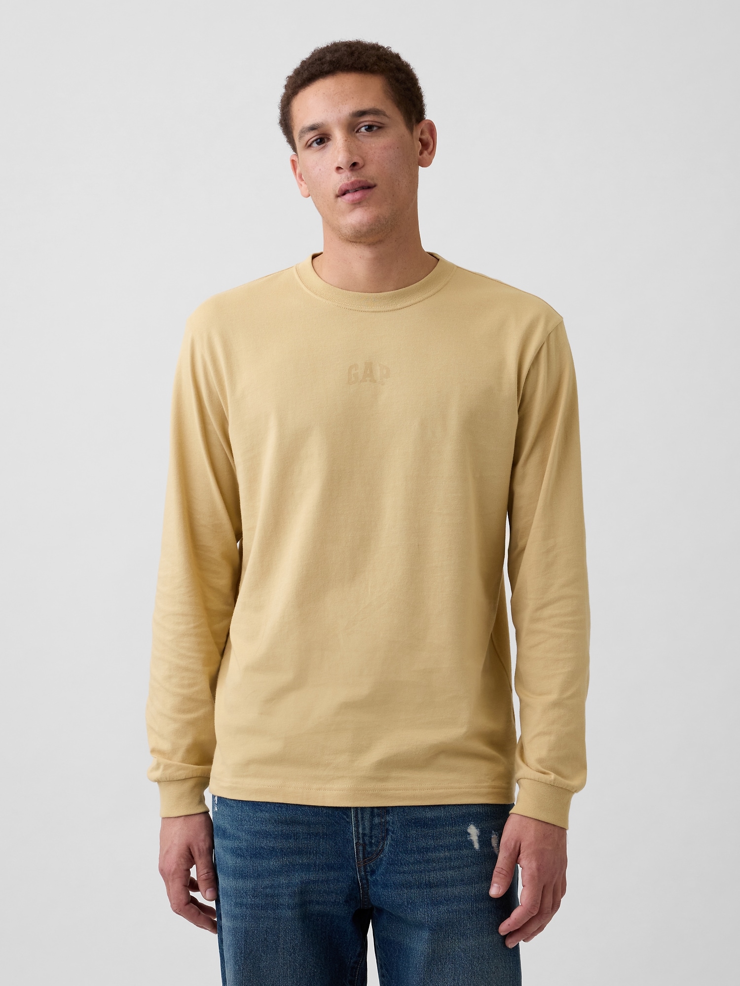 Everyday Soft Relaxed Gap Mini-Logo T-Shirt