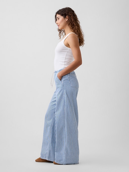 Image number 3 showing, Mid Rise Pull-On SuperLight Wide-Leg Jeans