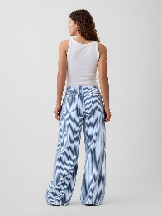 Image number 4 showing, Mid Rise Pull-On SuperLight Wide-Leg Jeans