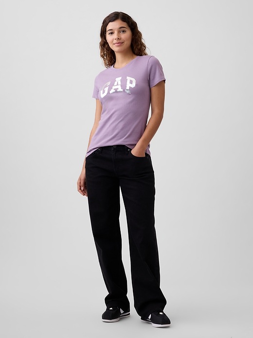Image number 3 showing, Gap Logo T-Shirt