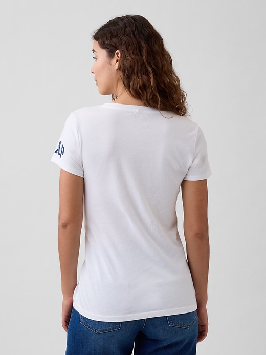 Image number 2 showing, Gap × Disney Logo T-Shirt