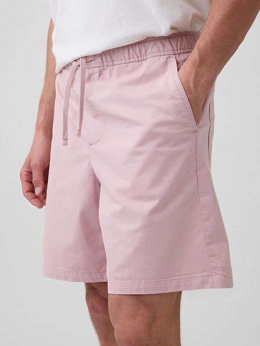 Image number 5 showing, 7" Essential Pull-On Khaki Shorts