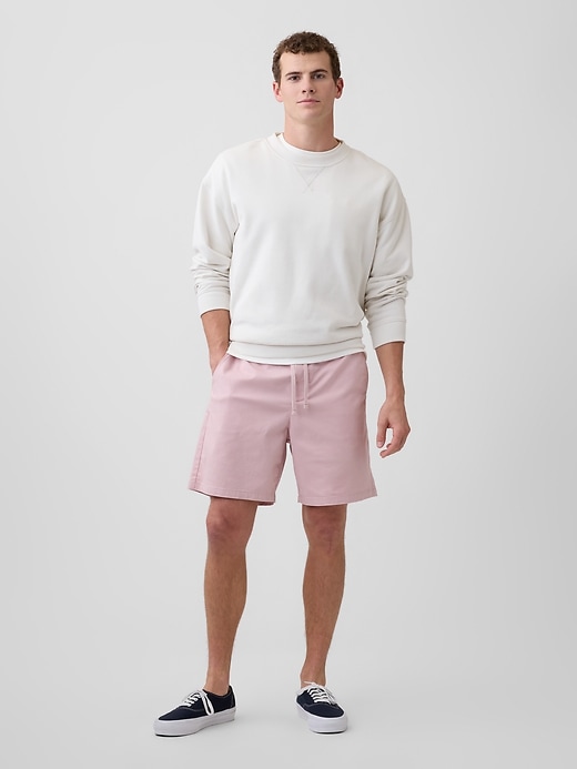 Image number 1 showing, 7" Essential Pull-On Khaki Shorts
