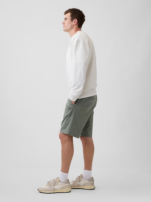 Image number 4 showing, 9" Essential Khaki Shorts