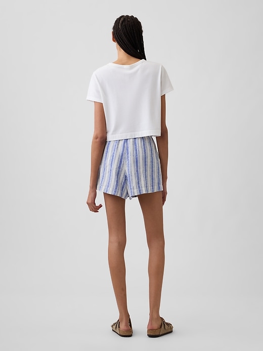 Image number 4 showing, 4" High Rise Pull-On Linen-Blend Shorts