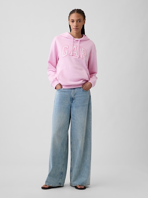 Image number 3 showing, Relaxed Gap Logo Hoodie