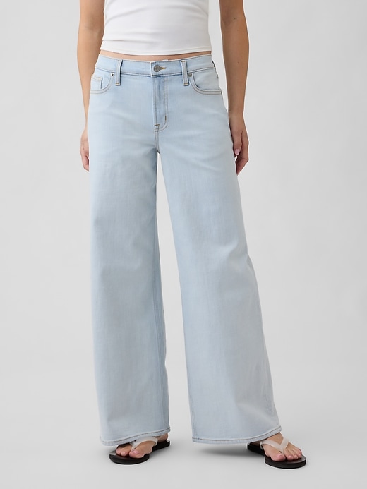Image number 2 showing, Mid Rise Wide-Leg Jeans