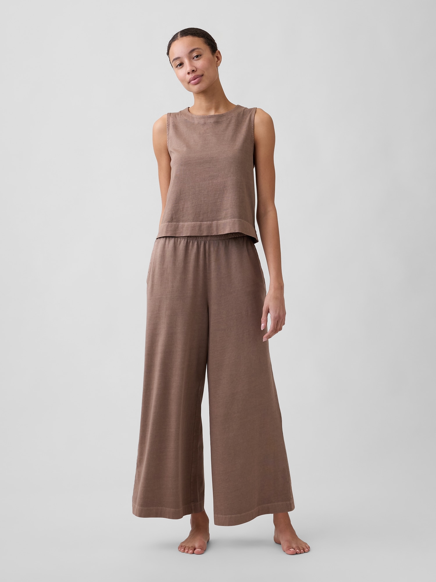Heavyweight Pull-On Wide-Leg Crop Pants