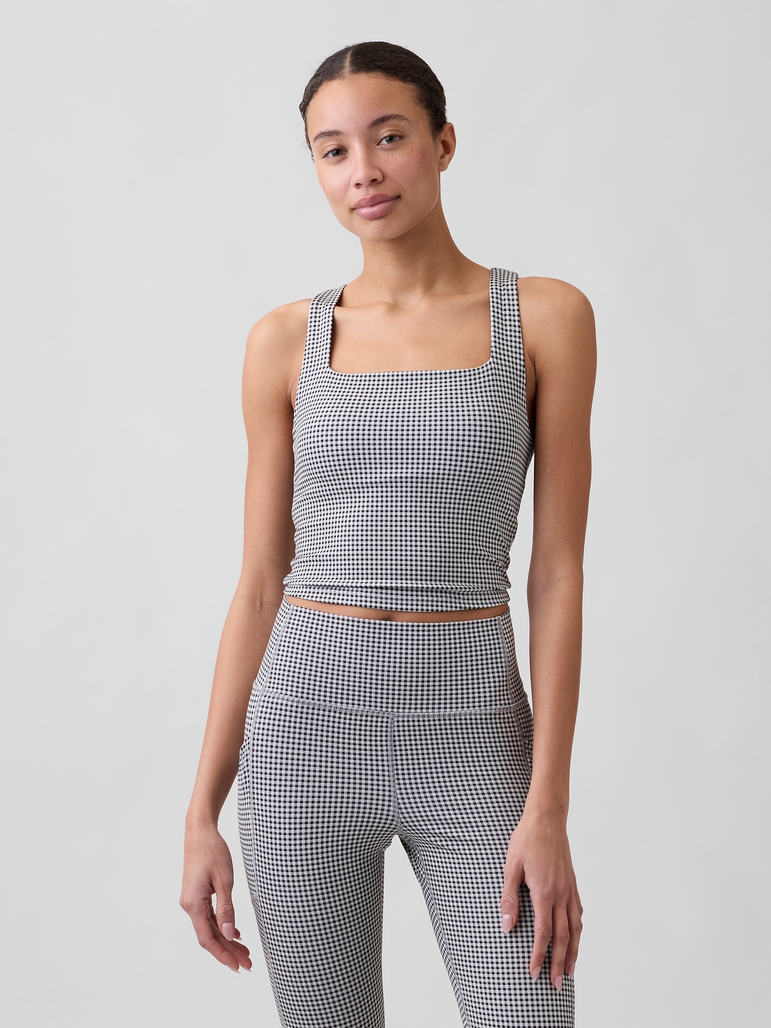 GapFit Studio Recycled Squareneck Brami
