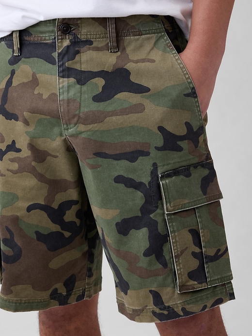 Image number 5 showing, 11" Essential Cargo Shorts
