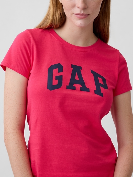 Image number 4 showing, Gap Logo T-Shirt