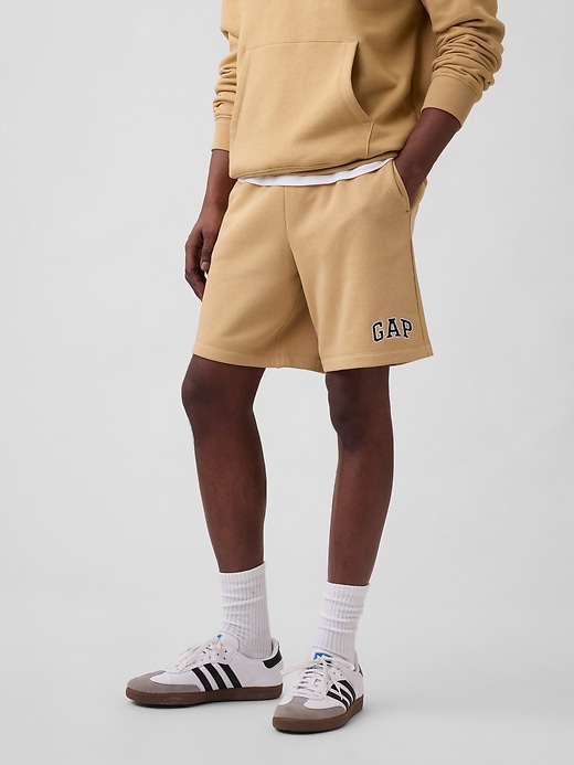 Image number 3 showing, Gap Logo Shorts