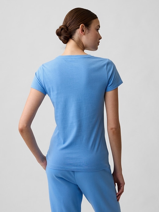 Image number 2 showing, Gap Logo T-Shirt