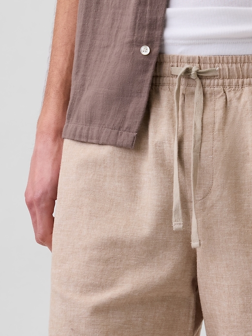 Image number 5 showing, 7" Linen-Blend Easy Shorts