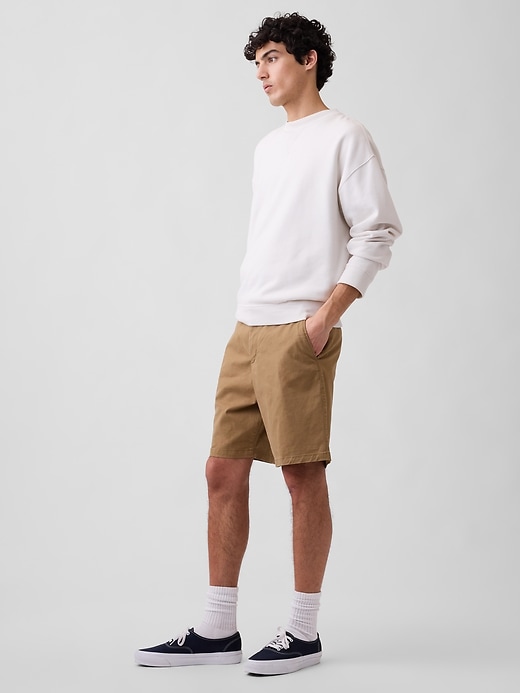 Image number 4 showing, 9" Essential Khaki Shorts