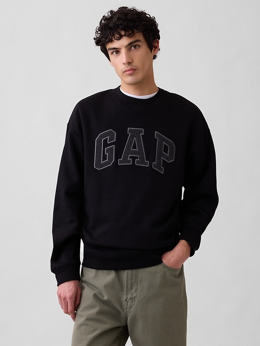 Image number 1 showing, Relaxed Gap Logo Sweatshirt