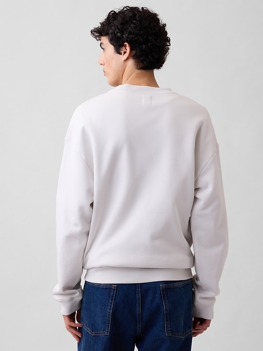 Image number 2 showing, Relaxed Gap Logo Sweatshirt