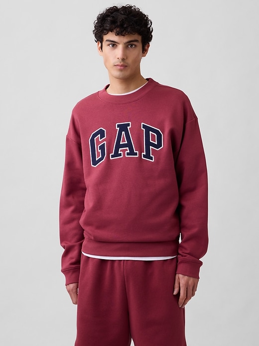 Image number 1 showing, Relaxed Gap Logo Sweatshirt